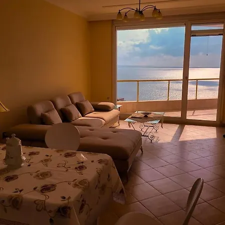 Apartmán Saranda's Sky Line *